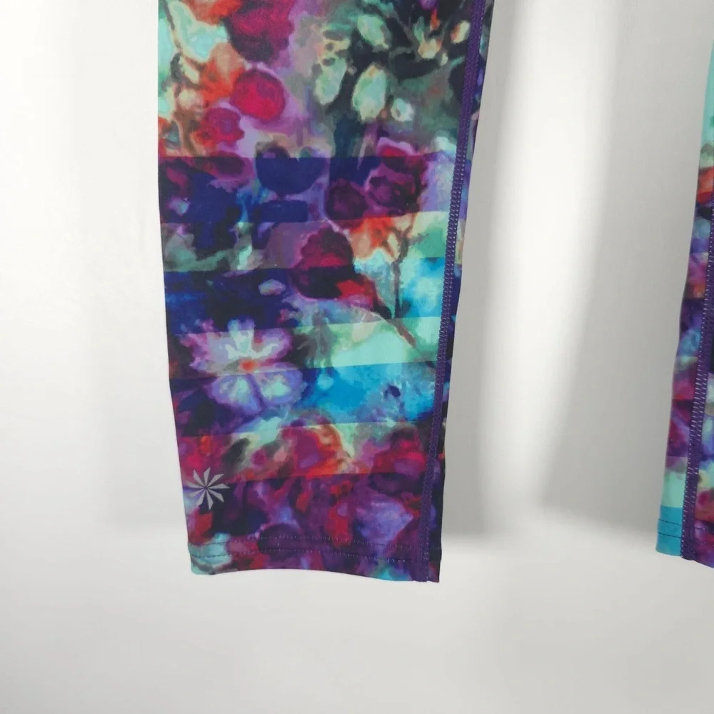 ATHLETA Floral Fade Sonar Capri Leggings Watercolor Back Zip‎ Pocket Size XS